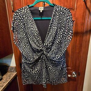 Anne Klein Black and White Patterned Blouse